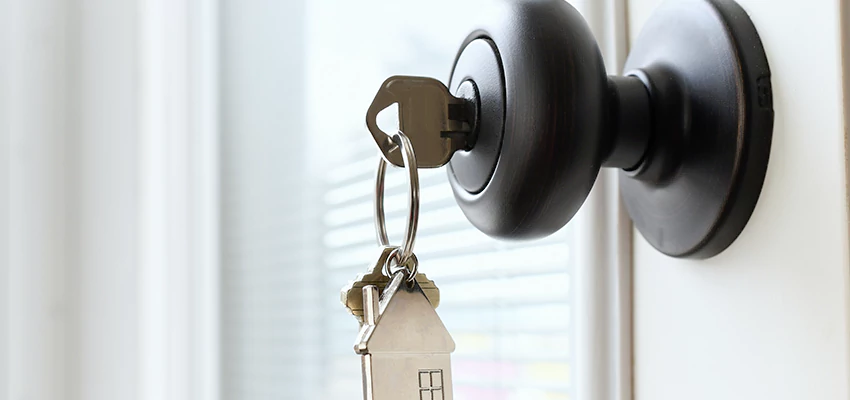 Bifold Door Knob Replacement in Grass Valley, California