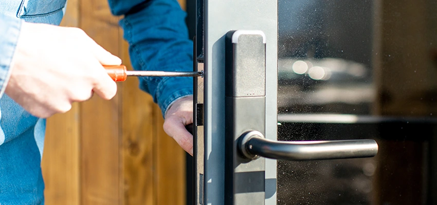 Aluminium Door Lock Replacement in Grass Valley, California
